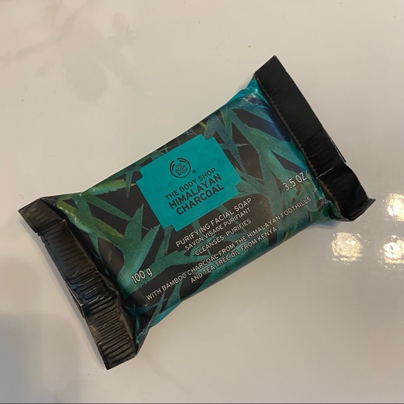 🛁 DISCONTINUED Himalayan Charcoal Purifying Facial Soap - Picture 3 of 3